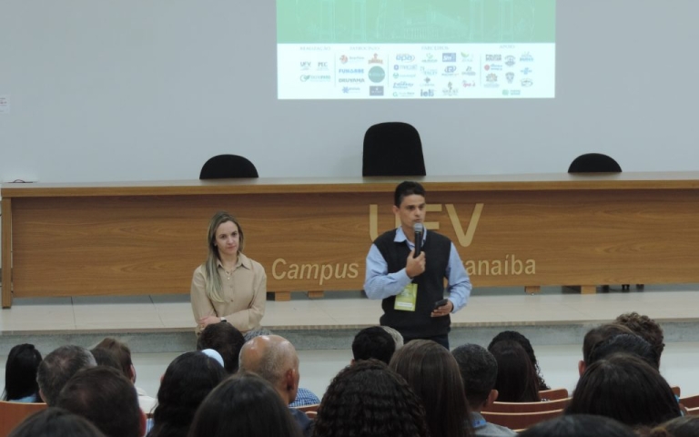VII Café com Empresários fortalece parcerias entre universidade e setor produtivo durante a SEMEAR 2026